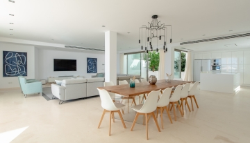 Resa Estates Ibiza sale koop Villa Marcos sea views dining .JPG